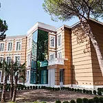 Prestige Hotel 5*