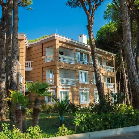Prestige Golem (Tirana)