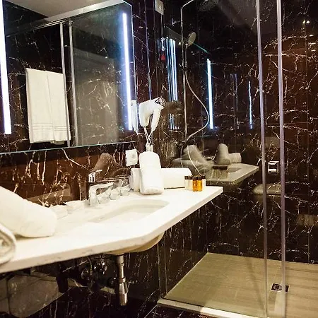 Prestige فندق غوليم