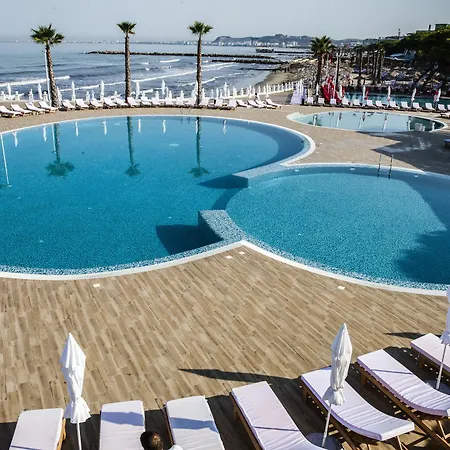 Hotell Prestige Golem (Tirana)